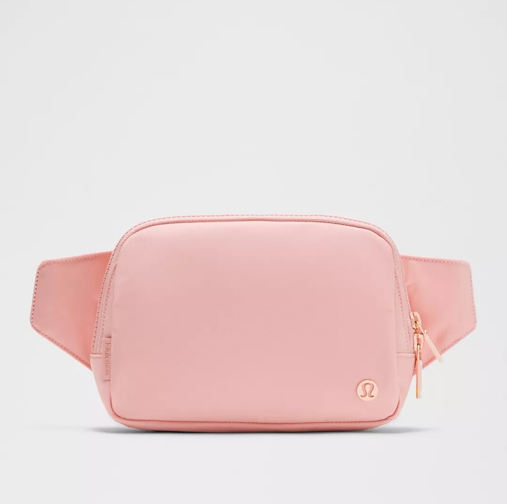 *NWT* LULULEMON Everywhere Belt Bag Large 2L In Tea Rose